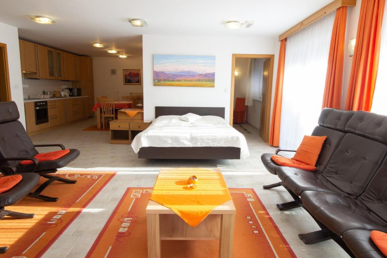 Garden Apartments Jansa Radovljica Eksteriør billede