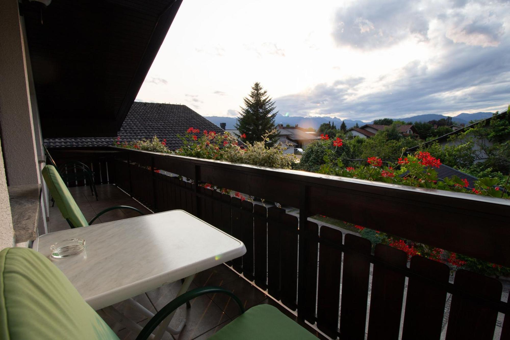 Garden Apartments Jansa Radovljica Værelse billede