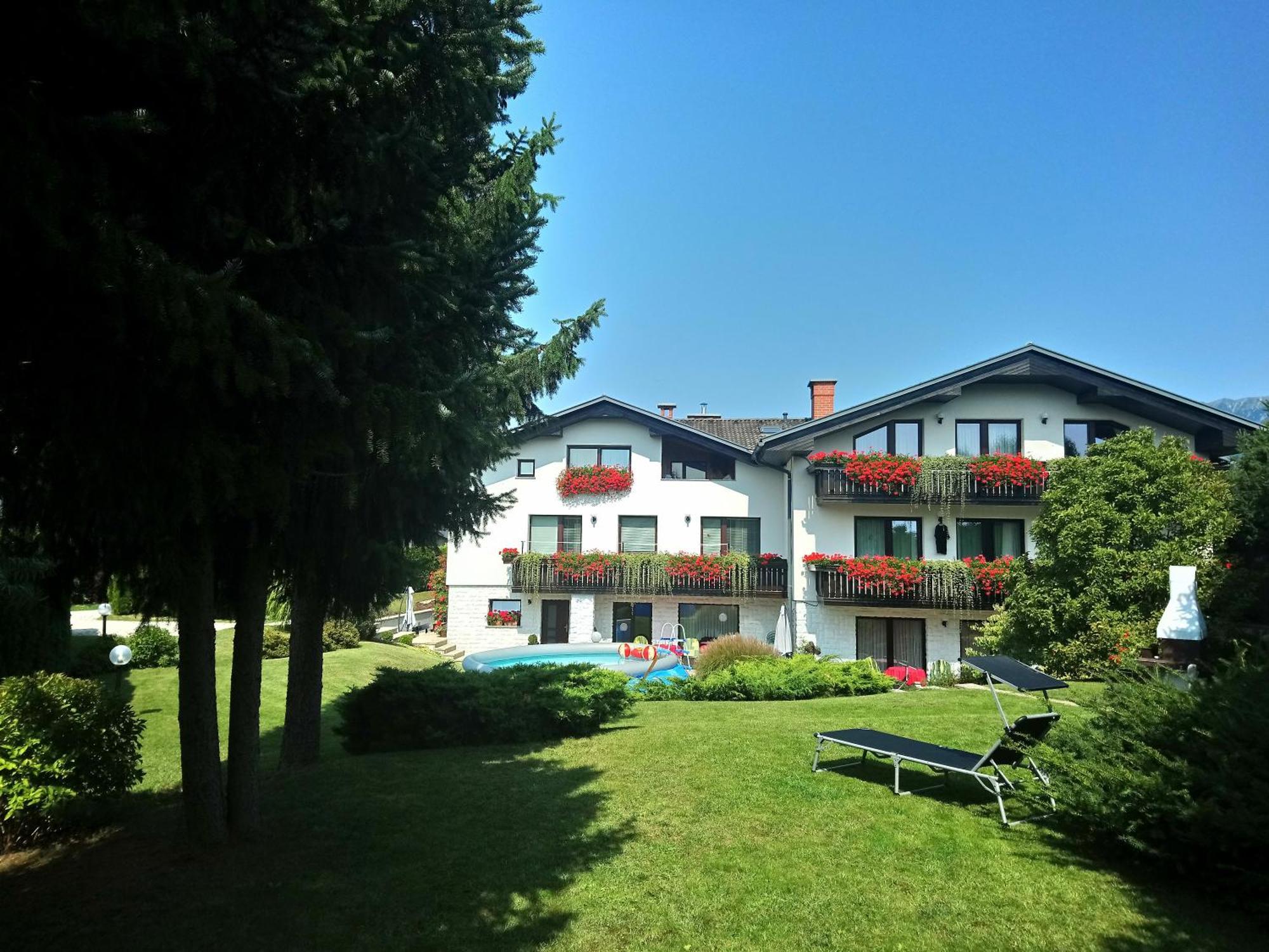 Garden Apartments Jansa Radovljica Eksteriør billede