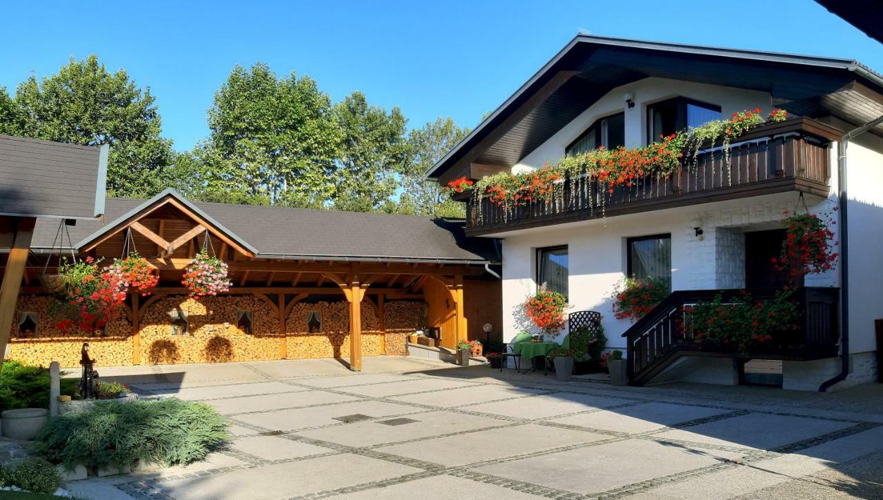 Garden Apartments Jansa Radovljica Eksteriør billede